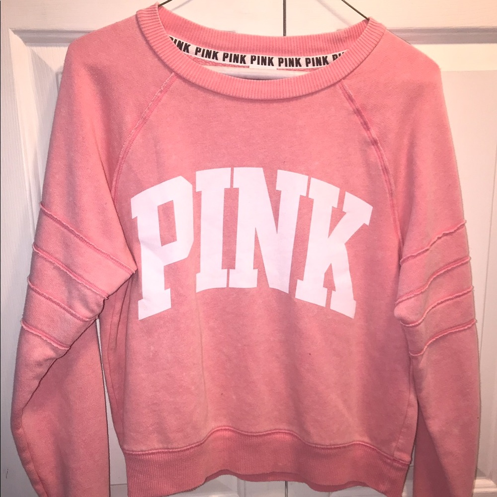 PINK long sleeve shirt :)
